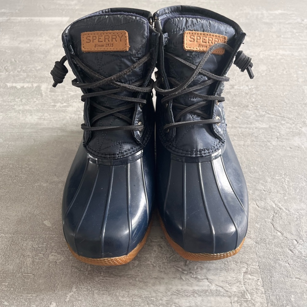 SPERRY size 7.5/8 saltwater WIDE fit boot